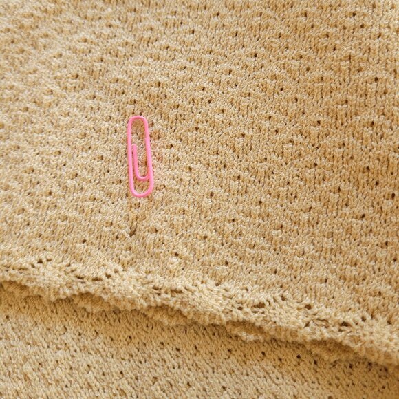 St. John Collection Long Boucle Knit Skirt Size 8 Light Yellow-Cream Color - Picture 5 of 10